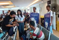 PT Pelni kembali memperkenalkan Pelni Mobile, sebuah aplikasi untuk pembelian tiket kapal dan berbagai aktivitas lainnya ke penumpang kapal di Tanjung Emas Semarang.