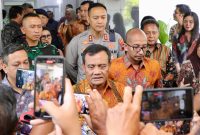 Gubernur Jawa Tengah Ahmad Luthfi saat meninjau langsung kondisi terkini di kantor Pemerintah Kota Pekalongan, Selasa, 2 September 2025.