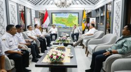 Pelaksana Tugas (Plt) Direktur Jenderal (Dirjen) Perkebunan Kementan RI, Abdul Roni Angkat saat menemui Gubernur Ahmad Luthfi di Kantor Gubernur Jawa Tengah, Rabu, 10 September 2025.