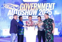 Gubernur Jawa Tengah Ahmad Luthfi saat membuka pameran Government Auto Show Commercial Vehicle Expo (GAS CVE) Tahun 2025 di Lanumad Ahmad Yani, Kota Semarang.
