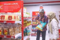 Sekretaris Daerah Provinsi Jawa Tengah, Sumarno di acara peresmian ekspansi Program Hulu ke Hilir Mendukung Kemandirian Pangan yang digelar di MAC Ballroom, Kota Semarang, Selasa 16 September 2025.