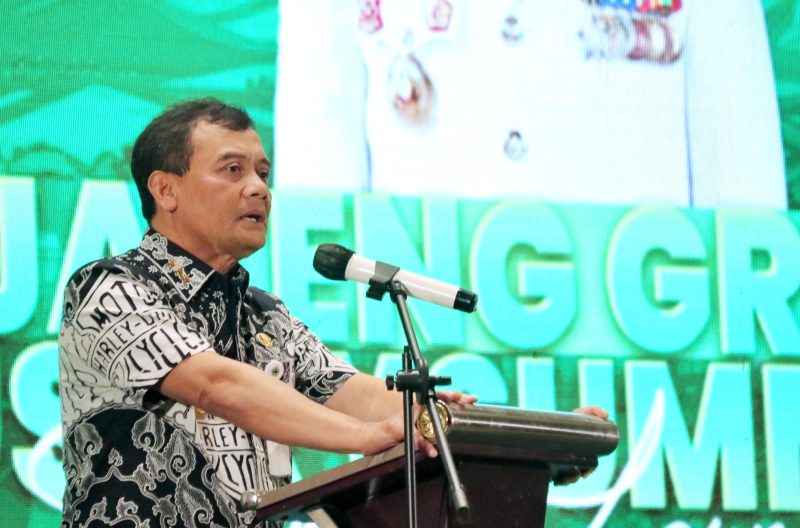 Gubernur Jawa Tengah Ahmad Luthfi meresmikan Program Rengganis Pintar (Revitalisasi Green Industry sebagai Strategi Peningkatan Ekspor) dalam acara Jawa Tengah Green Industry 2025 di North Ballroom, Gumaya Tower Hotel, Kamis 18 September 2025.