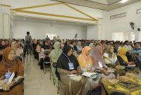 Komisi IX DPR RI dan BGN menggelar sosialisasi program MBG ke masyarakat Salatiga yang bertempat di Gedung IPHI Kutowimangun, Tingkir, Kota Salatiga, Jumat (19/9). 
